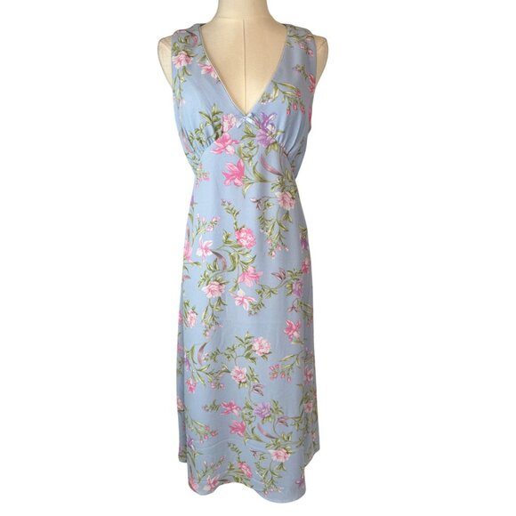 WAYF Small Dahlia Light Blue Floral Dressy V Neck Midi NWT - Picture 2 of 16